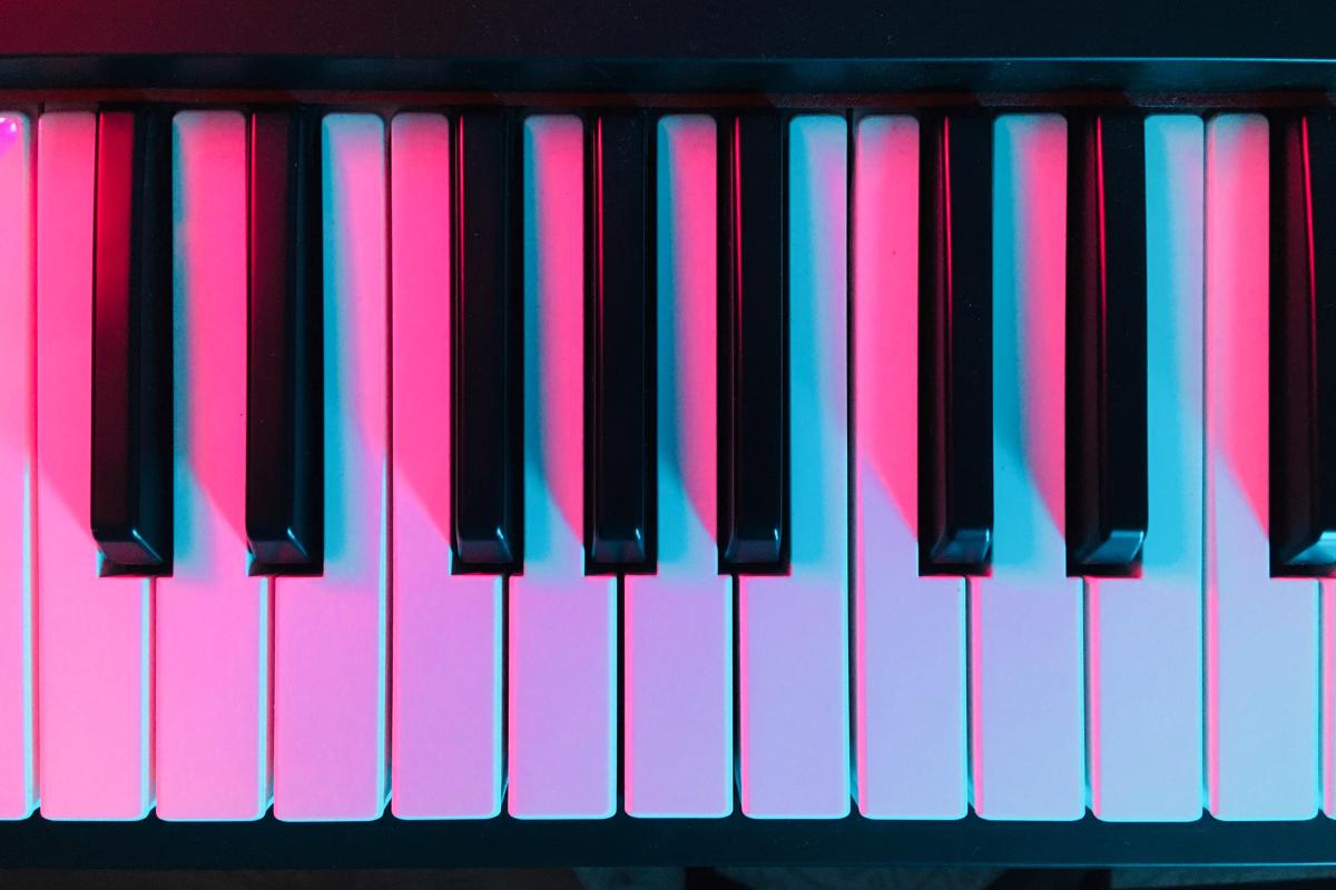 Différences entre les pianos numériques et les claviers
