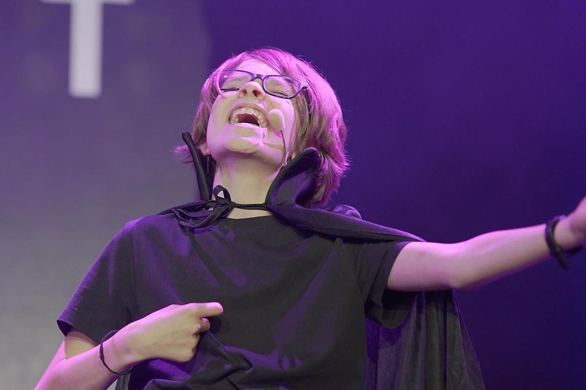 Teen Theatre Yverdon: 5 Reasons to Ditch Screens for the Stage in 2026