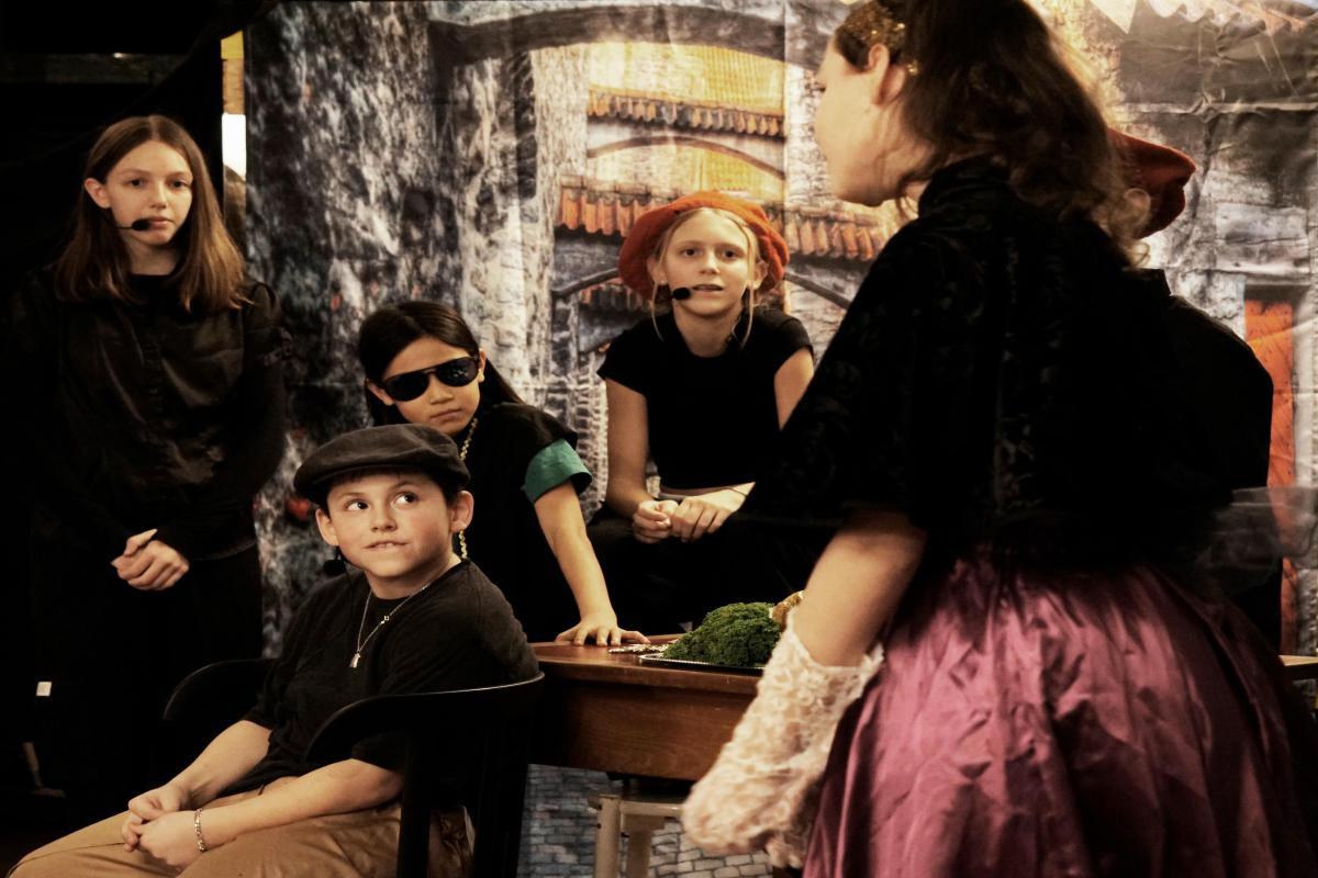 Beyond Screens: How Art and Creativity Restore Your Children's Focus in 2026