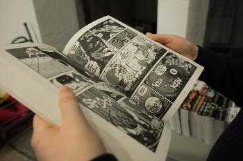 manga-livre-noir-et-blanc-dessin