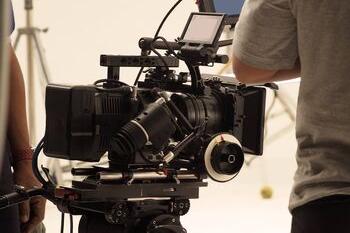 Le jeu devant la caméra 